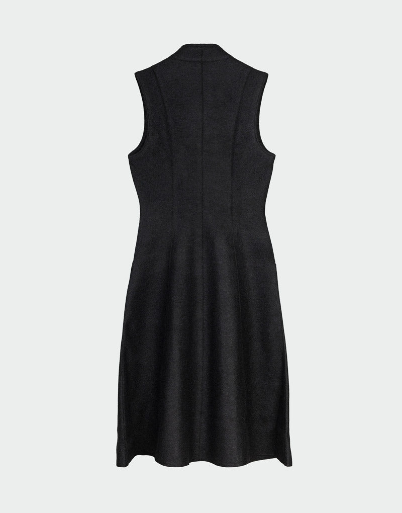 Donatela Vest
