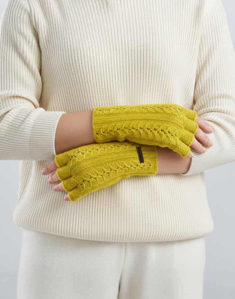 Fan Mittens