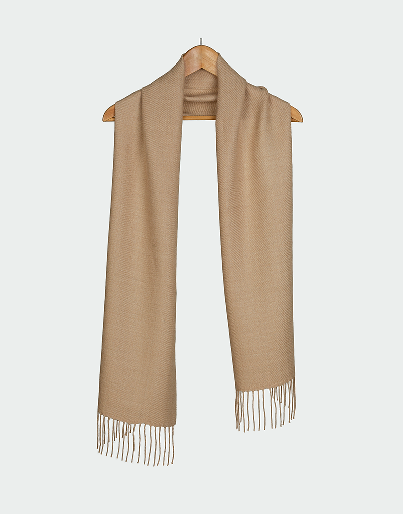 Light Pusa Pusa Scarf