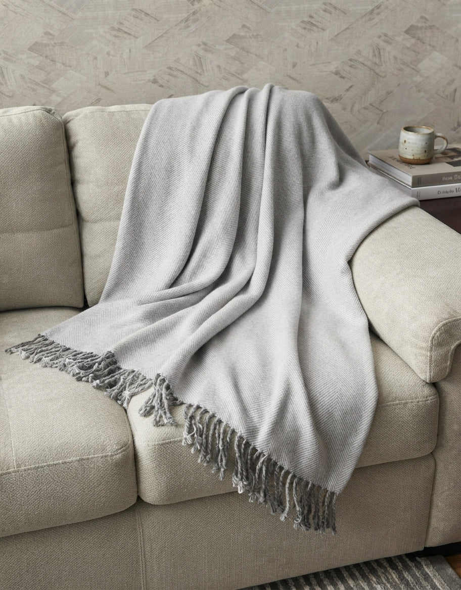 Runa Throw